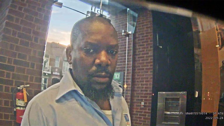 USPS worker convicted of stealing $1.6 million in checks, then spending it on luxury hotels, gentlemen’s clubs