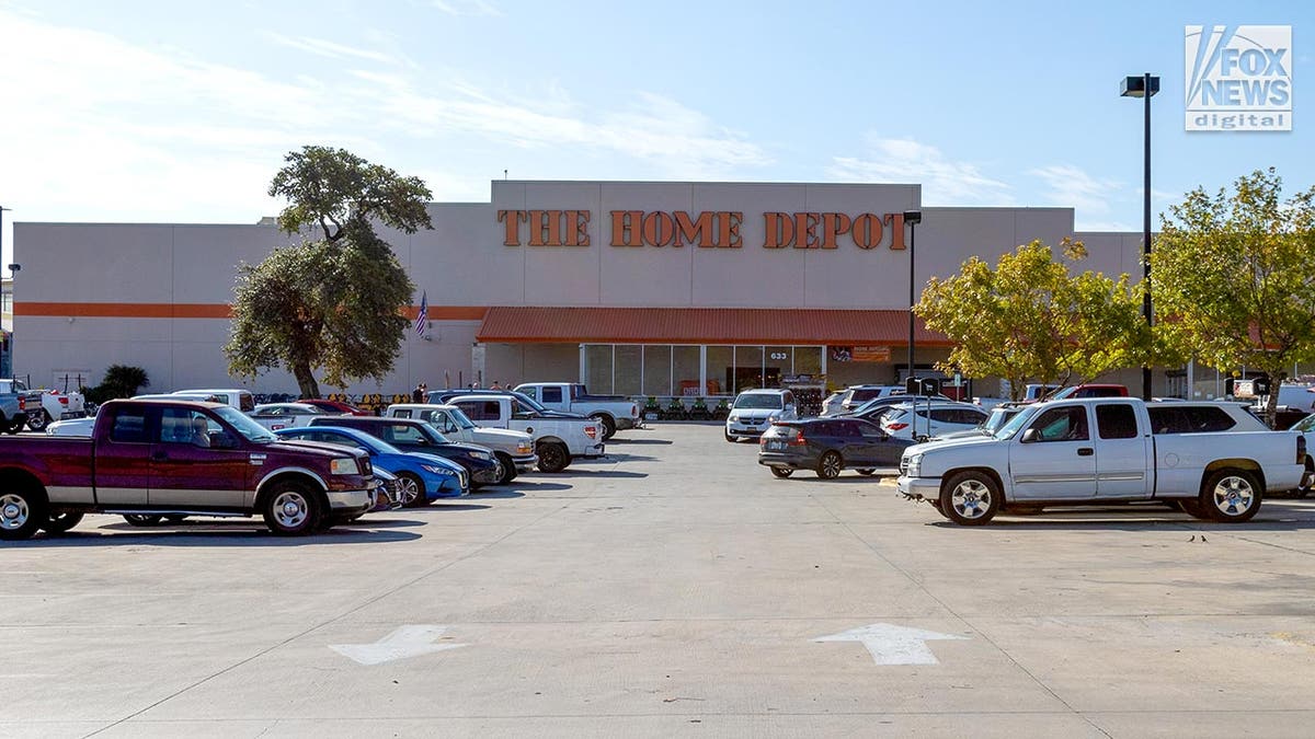 Scene of where Brad Simpson was observed after the suspicious disappearance of his realtor wife, Suzanne Simpson in San Antonio Texas