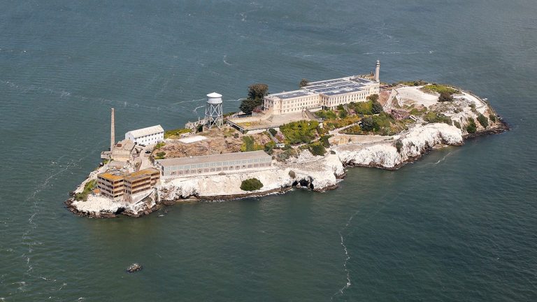 Alcatraz 2.0: Fmr. FBI agent floats ‘perfect’ new prison site that would scare even most hardened criminals