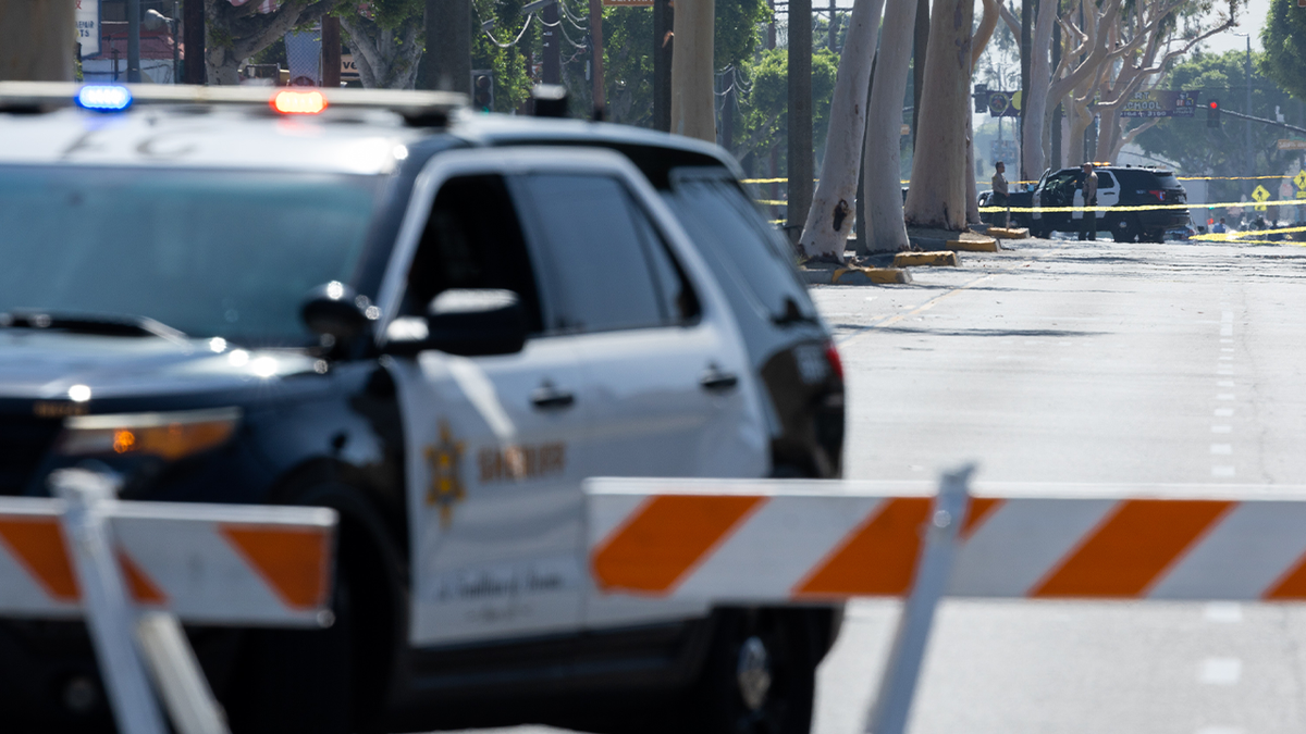 LA County Sheriff's Office SUV at crime scene