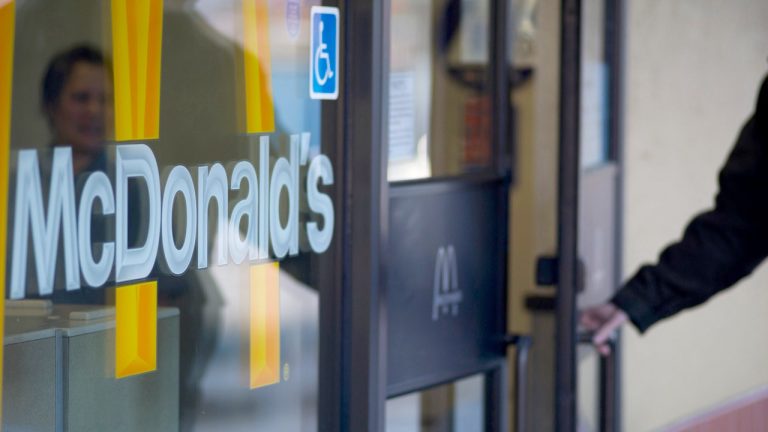 McDonald’s locks doors to keep out individuals who present ‘a risk’ in crime-ridden Minneapolis area