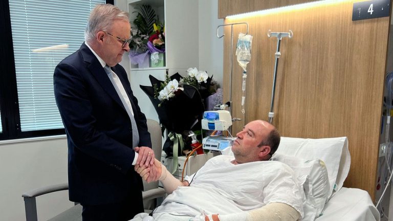 Australian PM announces national bravery honors after antisemitic terror attack