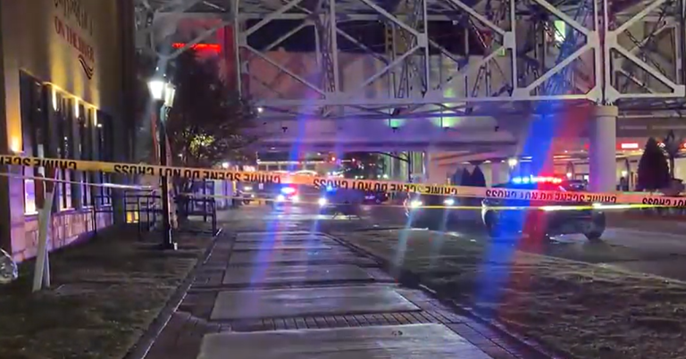 Guest Stabs Attacker In Neck Outside Ballys In Apparent Self Defense