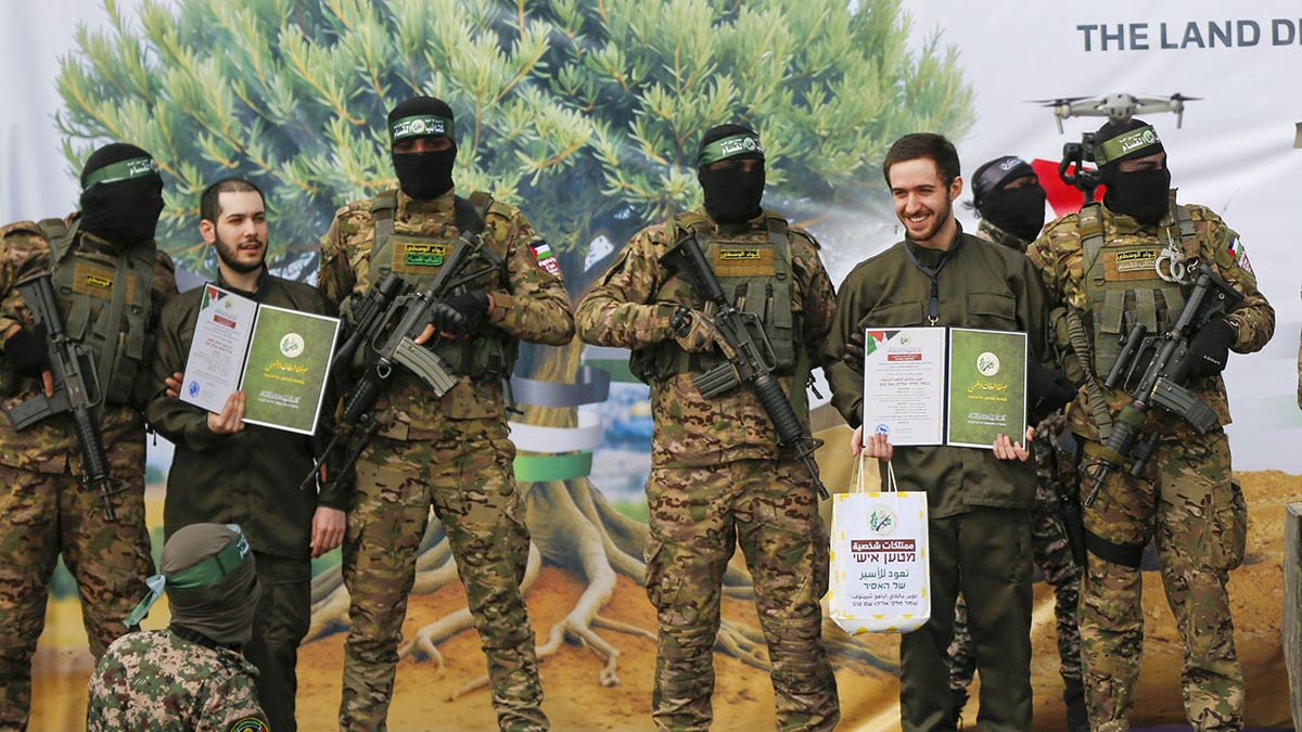 Hamas handing over hostages