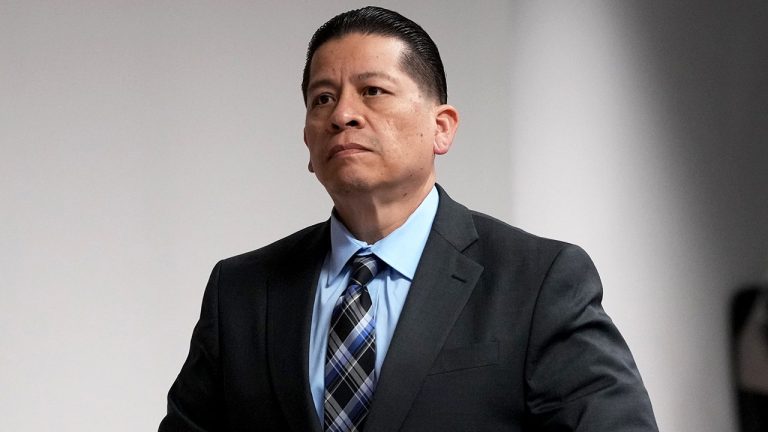 Uvalde trial halted after key witness changes testimony