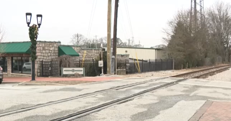 Knife Vs. Gun: Fatal Shooting Outside Ollie’s Tavern Deemed Justified