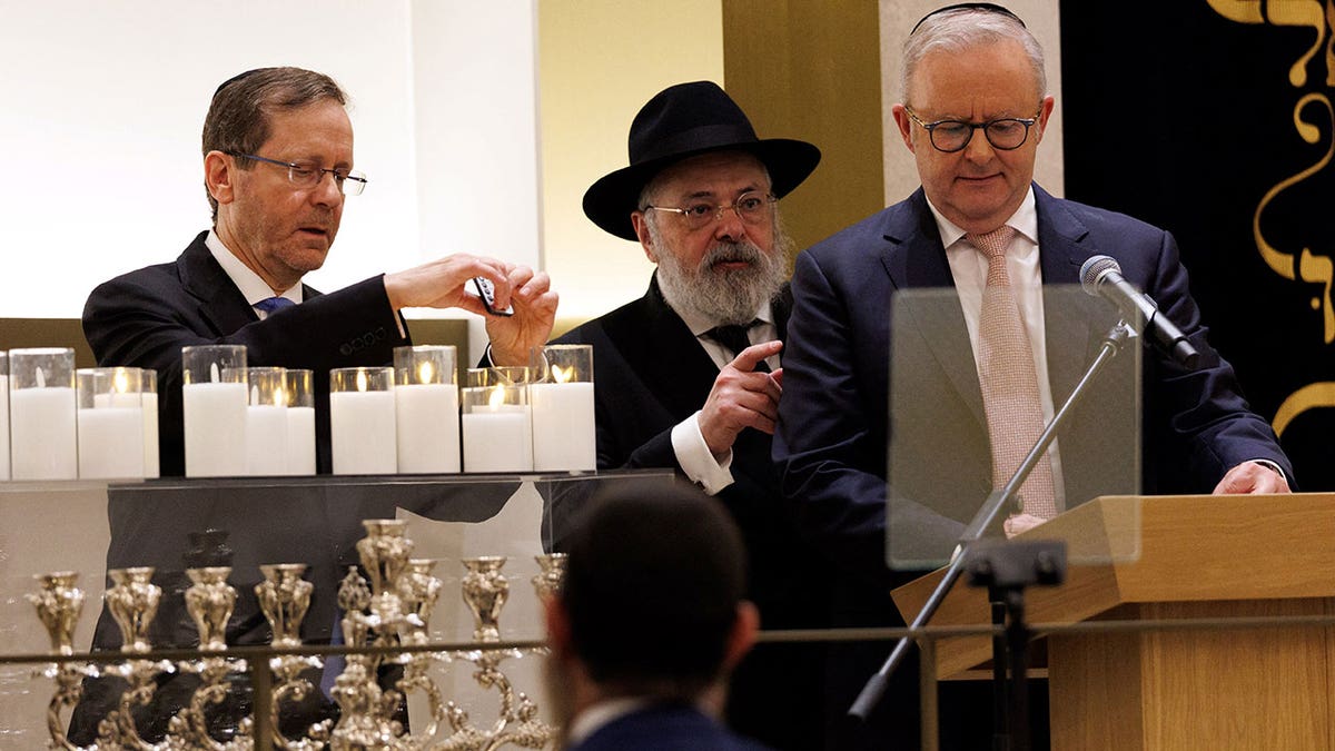 Israeli President Isaac Herzog and Australian Prime Minister Anthony Albanese