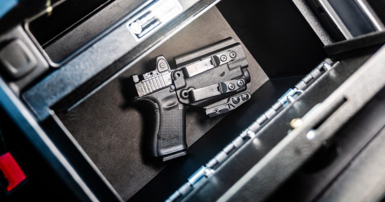 Iowa Lawmakers Move to Limit Campus Authority Over Guns in Private Vehicles