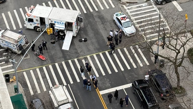 Police swarm NYC street amid probe into IED thrown near Gracie Mansion