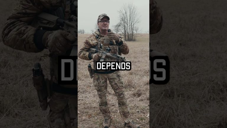 Should you reload your rifle OR switch to pistol? #tips #specialforces #military #lawenforcement